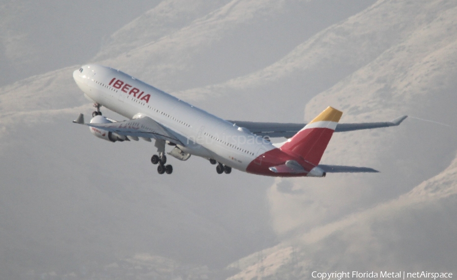 Iberia Airbus A330-202 (EC-MUD) | Photo 577393