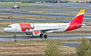 Iberia Airbus A320-214 (EC-MUF) at  Madrid - Barajas, Spain