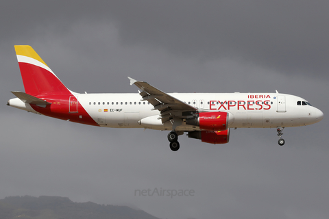 Iberia Express Airbus A320-214 (EC-MUF) at  Gran Canaria, Spain