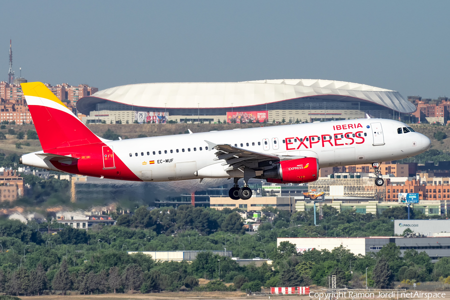 Iberia Express Airbus A320-214 (EC-MUF) | Photo 513308