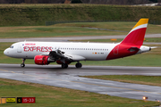 Iberia Airbus A320-214 (EC-MUK) at  Birmingham - International, United Kingdom