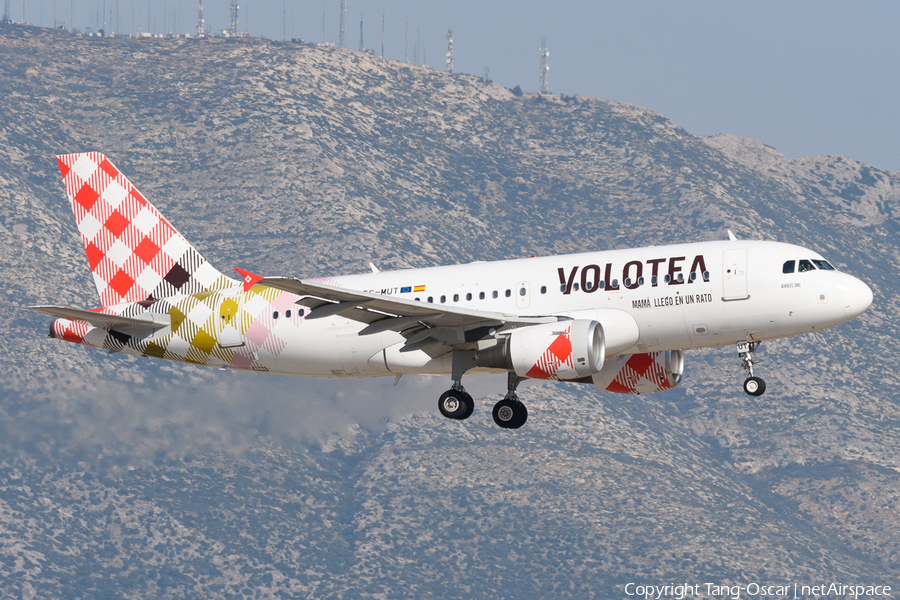 Volotea Airbus A319-111 (EC-MUT) | Photo 578041