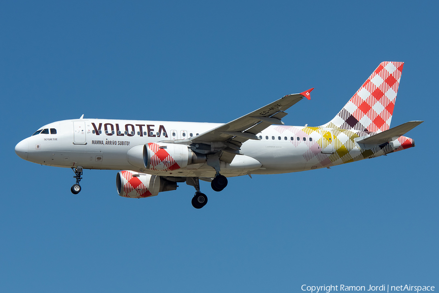 Volotea Airbus A319-111 (EC-MUX) | Photo 343771