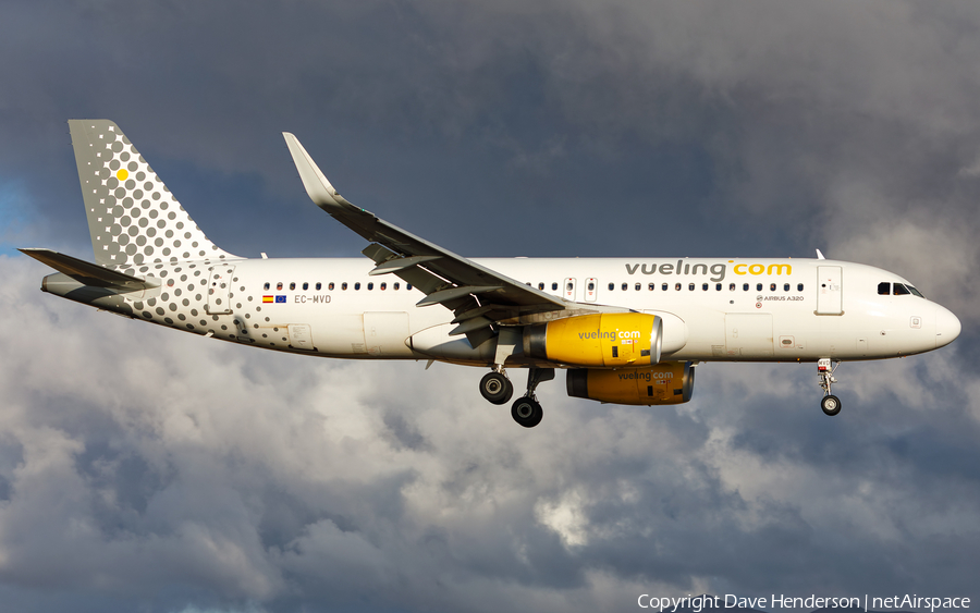 Vueling Airbus A320-232 (EC-MVD) | Photo 529032