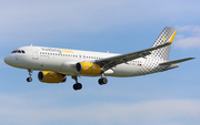 Vueling Airbus A320-232 (EC-MVD) at  Barcelona - El Prat, Spain