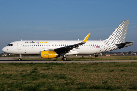 Vueling Airbus A320-232 (EC-MVE) at  Bologna, Italy