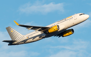 Vueling Airbus A320-232 (EC-MVE) at  Gran Canaria, Spain