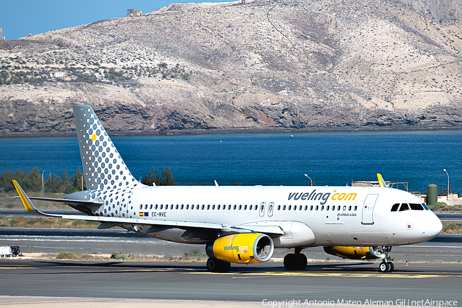 Vueling Airbus A320-232 (EC-MVE) | Photo 617530