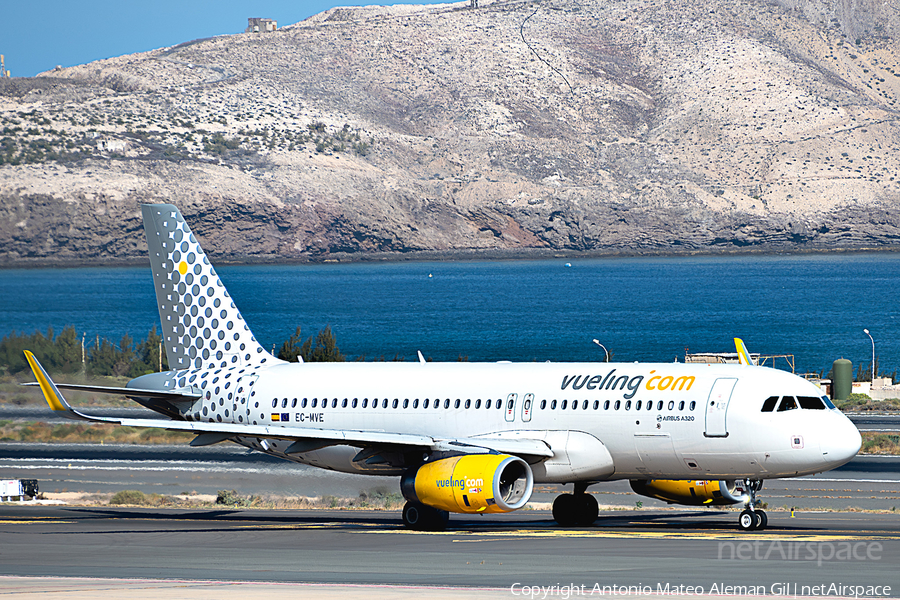 Vueling Airbus A320-232 (EC-MVE) | Photo 621124