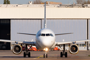 Vueling Airbus A320-232 (EC-MVN) at  Hamburg - Fuhlsbuettel (Helmut Schmidt), Germany