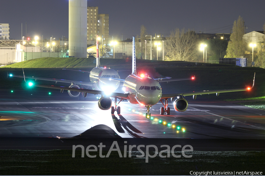 Vueling Airbus A320-232 (EC-MXP) | Photo 286934