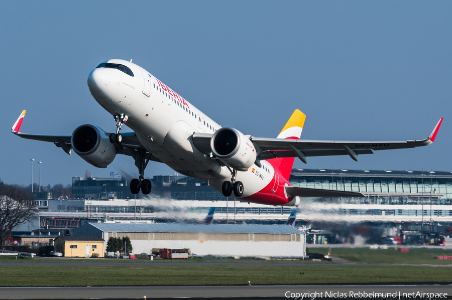 Iberia Airbus A320-251N (EC-MXU) | Photo 307830