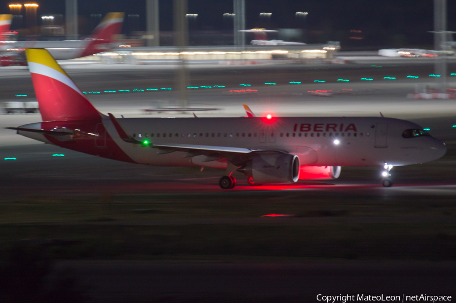 Iberia Airbus A320-251N (EC-MXU) | Photo 350530