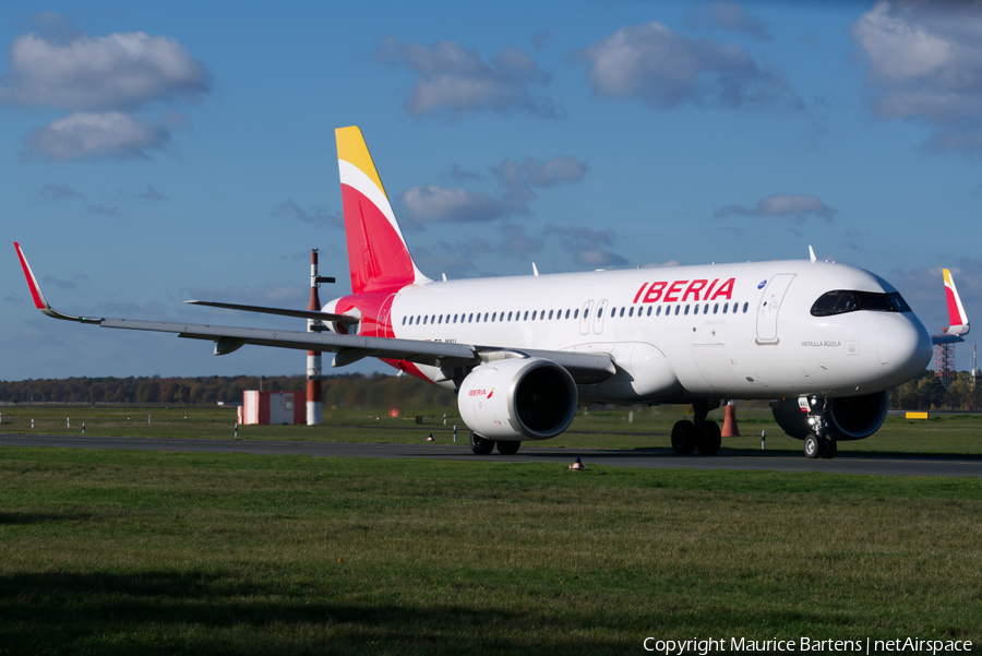 Iberia Airbus A320-251N (EC-MXU) | Photo 409464