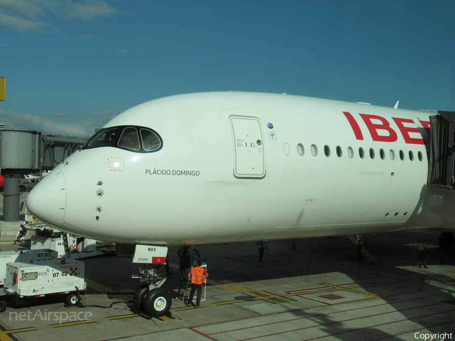 Iberia Airbus A350-941 (EC-MXV) | Photo 377880