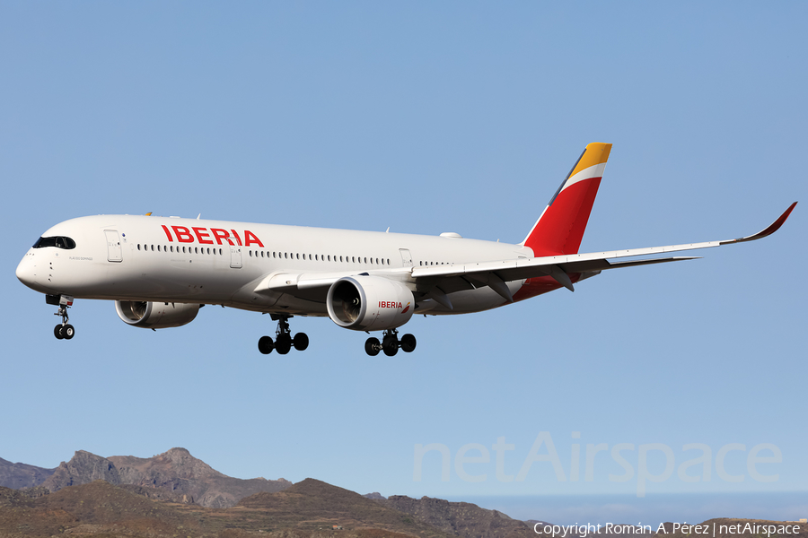 Iberia Airbus A350-941 (EC-MXV) | Photo 399756