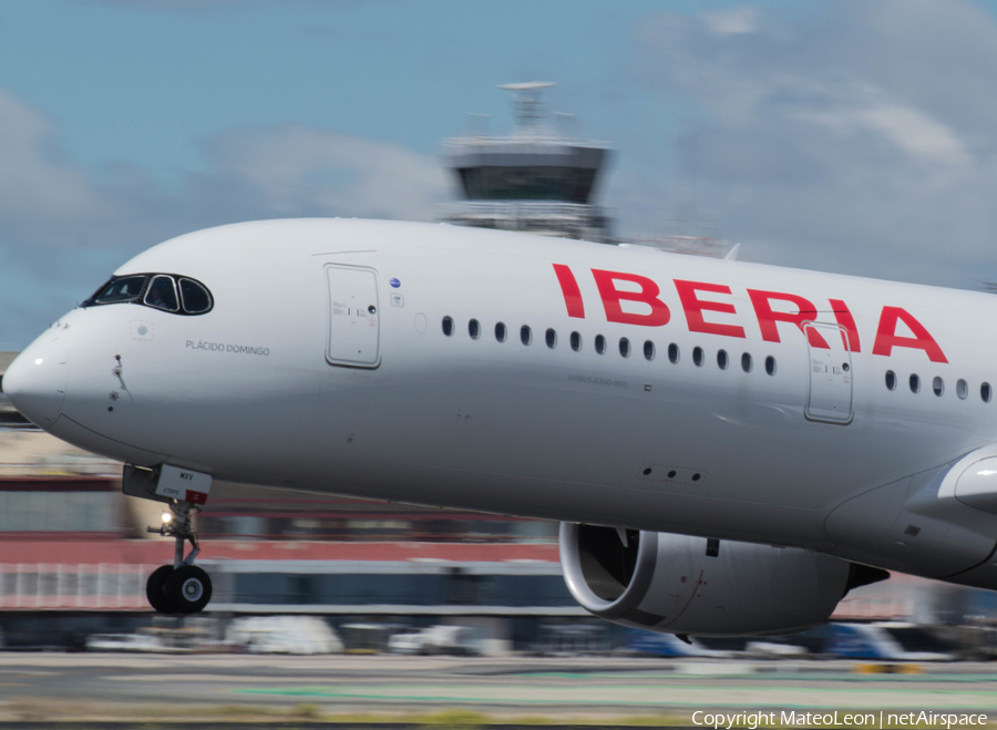 Iberia Airbus A320-251N (EC-MXY) | Photo 360572