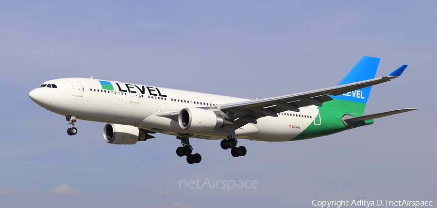 Level Airbus A330-202 (EC-MYA) | Photo 355353