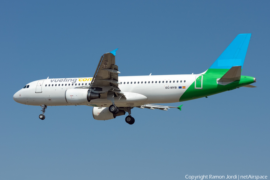 Vueling Airbus A320-214 (EC-MYB) | Photo 469921