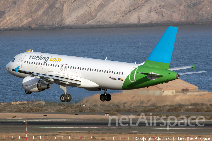 Vueling Airbus A320-214 (EC-MYB) | Photo 486789