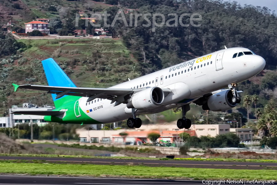 Vueling Airbus A320-214 (EC-MYB) | Photo 489027