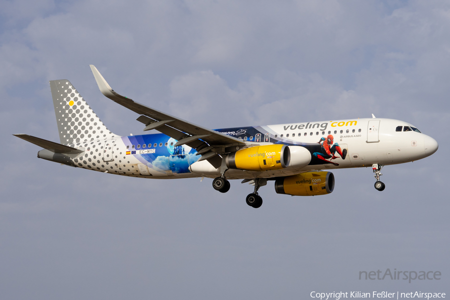 Vueling Airbus A320-232 (EC-MYC) | Photo 534408