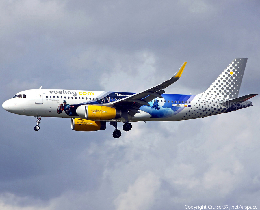 Vueling Airbus A320-232 (EC-MYC) | Photo 379789