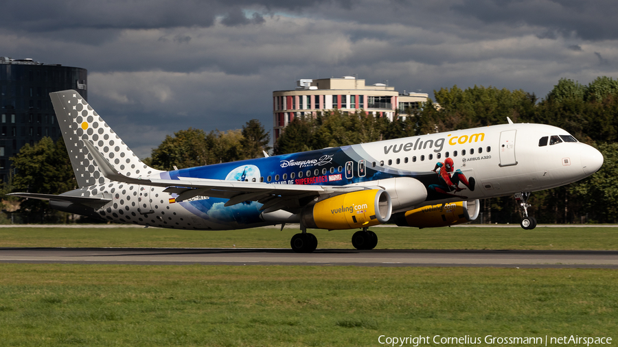 Vueling Airbus A320-232 (EC-MYC) | Photo 405204