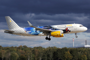 Vueling Airbus A320-232 (EC-MYC) at  Hamburg - Fuhlsbuettel (Helmut Schmidt), Germany