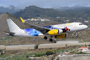 Vueling Airbus A320-232 (EC-MYC) at  La Palma (Santa Cruz de La Palma), Spain