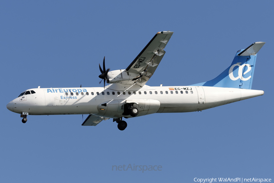 Air Europa Express (Aeronova) ATR 72-500 (EC-MZJ) | Photo 576443