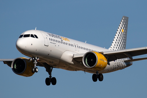 Vueling Airbus A320-271N (EC-MZT) at  Barcelona - El Prat, Spain