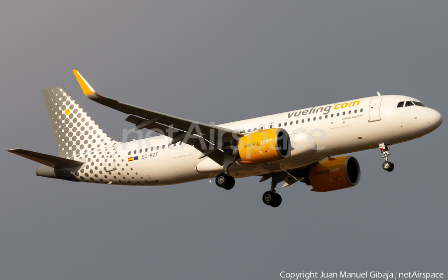 Vueling Airbus A320-271N (EC-MZT) | Photo 394070
