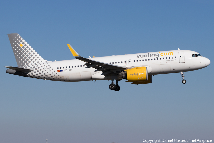 Vueling Airbus A320-271N (EC-NAF) | Photo 513067