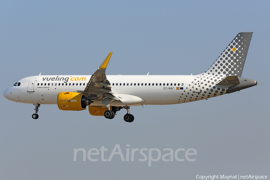 Vueling Airbus A320-271N (EC-NAF) | Photo 413298