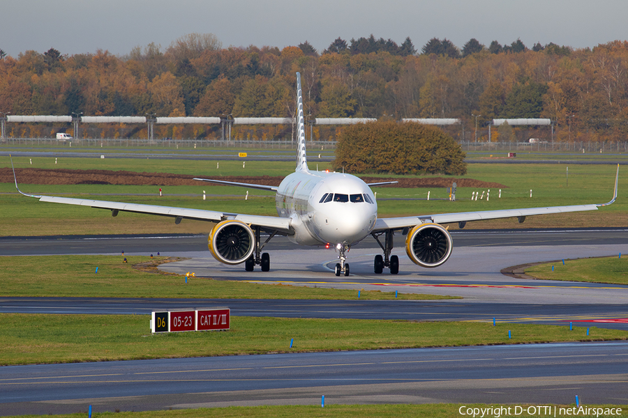 Vueling Airbus A320-271N (EC-NAJ) | Photo 357585