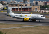 Vueling Airbus A320-271N (EC-NAJ) at  Lisbon - Portela, Portugal