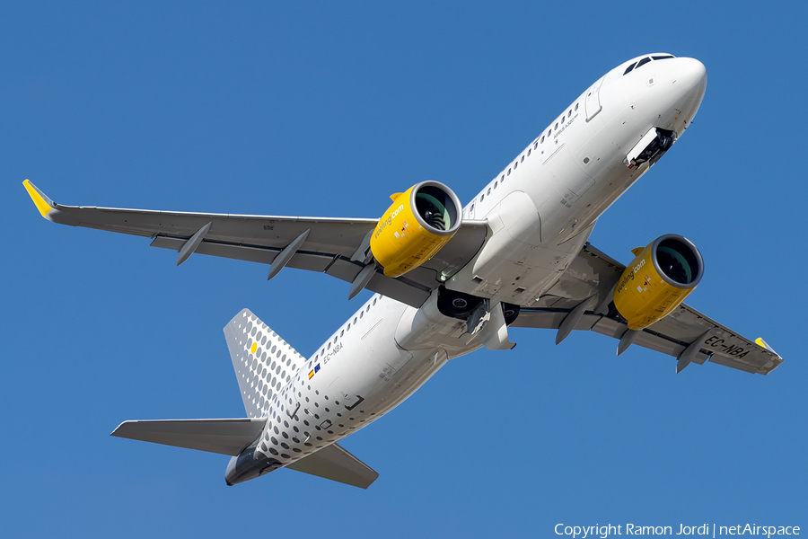 Vueling Airbus A320-271N (EC-NBA) | Photo 401182