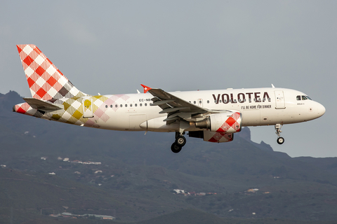 Volotea Airbus A319-112 (EC-NBC) at  Gran Canaria, Spain