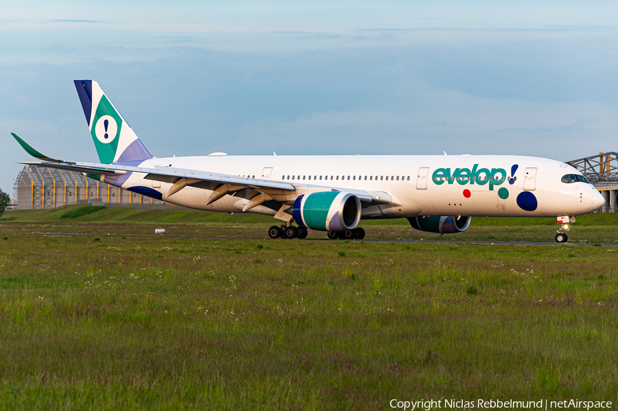 Evelop Airlines Airbus A350-941 (EC-NBO) | Photo 386968