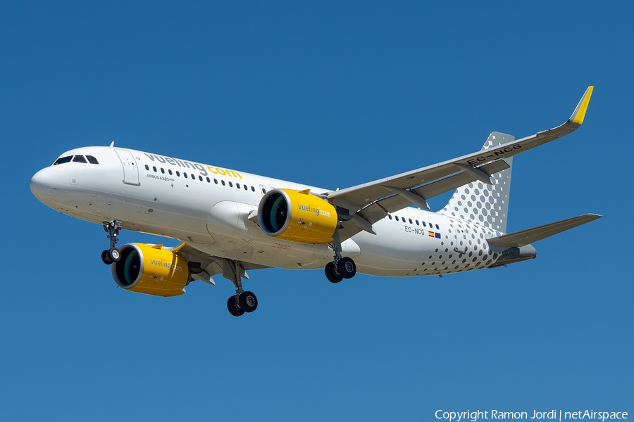 Vueling Airbus A320-271N (EC-NCG) | Photo 318118