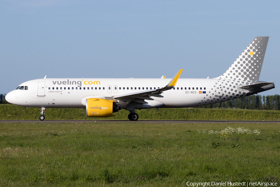 Vueling Airbus A320-271N (EC-NCS) | Photo 527415