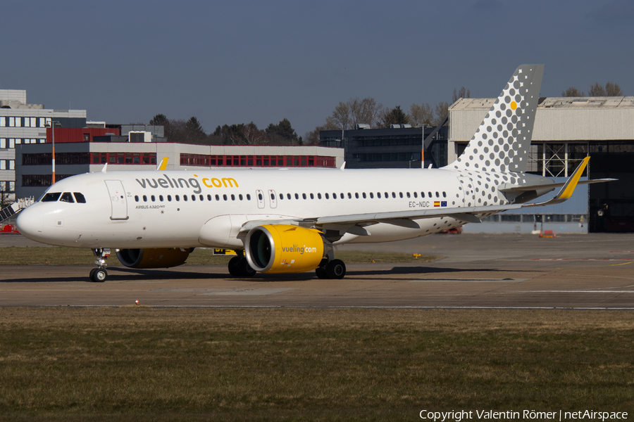 Vueling Airbus A320-271N (EC-NDC) | Photo 500953