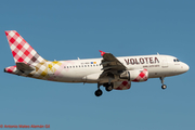 Volotea Airbus A319-112 (EC-NDH) at  Gran Canaria, Spain