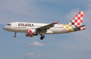 Volotea Airbus A319-112 (EC-NDH) at  Hamburg - Finkenwerder, Germany