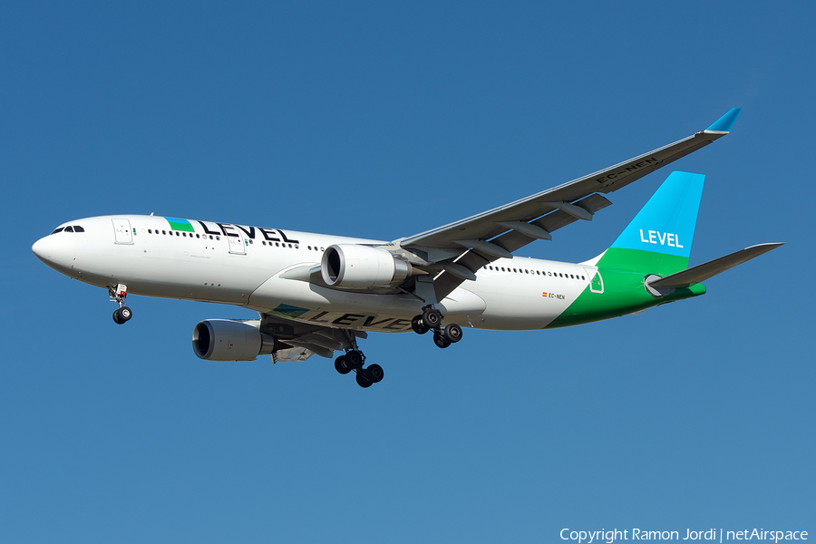 Level Airbus A330-202 (EC-NEN) | Photo 362691