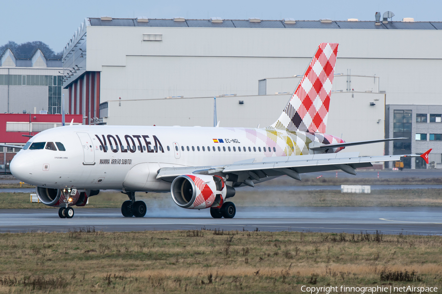 Volotea Airbus A319-112 (EC-NGL) | Photo 425817