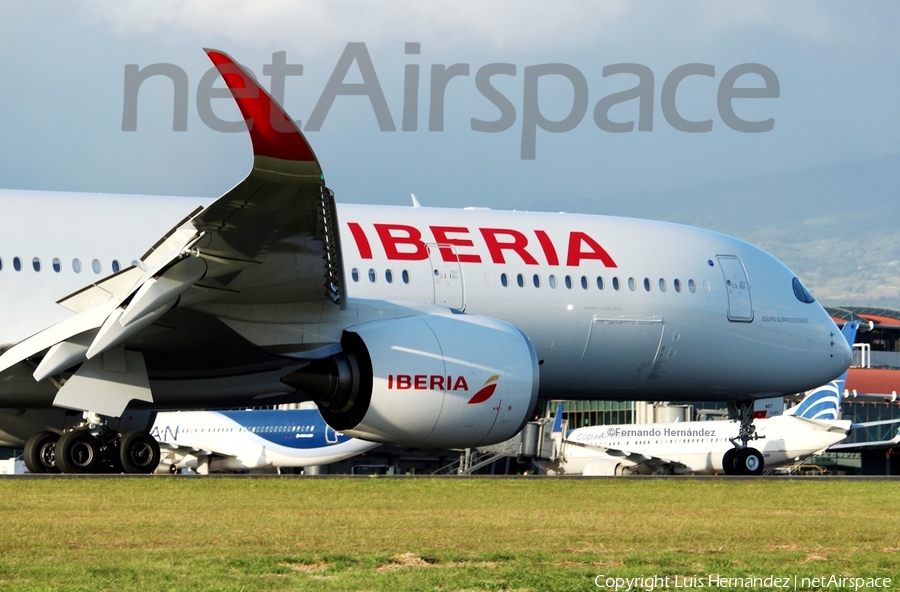 Iberia Airbus A350-941 (EC-NGT) | Photo 381422