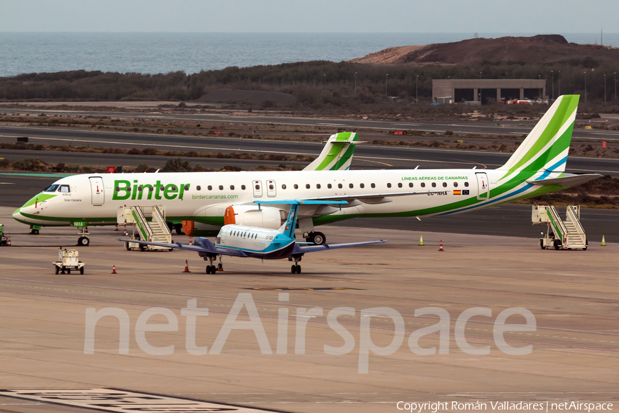 Binter Canarias Embraer ERJ-195E2 (ERJ-190-400STD) (EC-NHA) | Photo 365786
