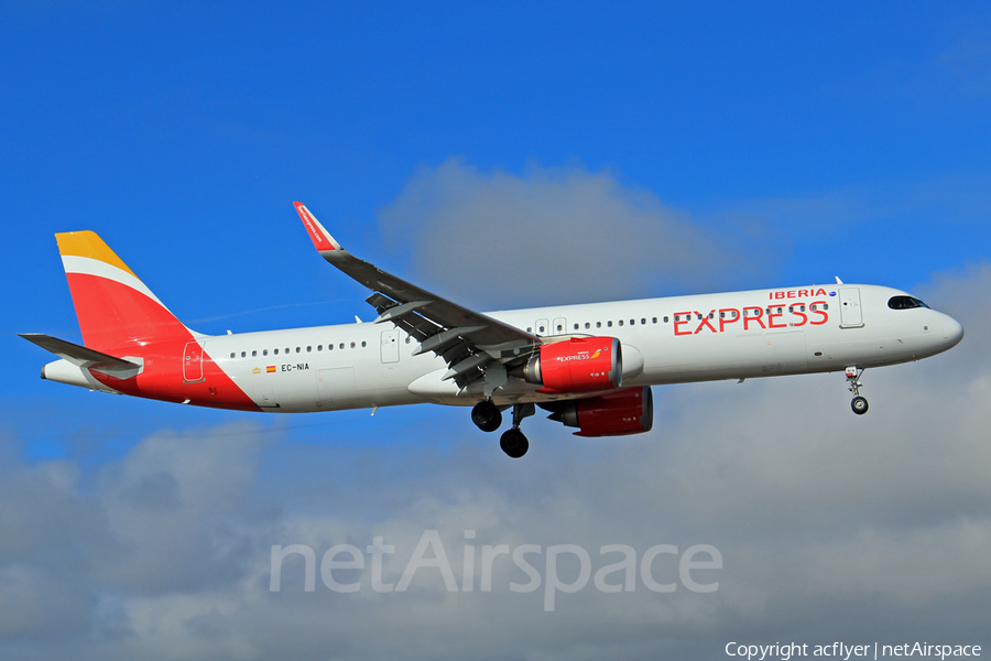 Iberia Express Airbus A321-251NX (EC-NIA) | Photo 540339